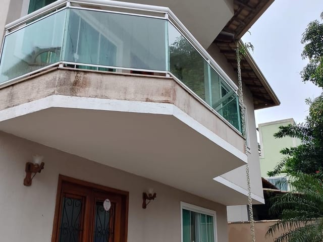 Casa 4 quartos e 3 banheiros, à venda, no bairro Extensão Novo Rio das Ostras em Rio das Ostras