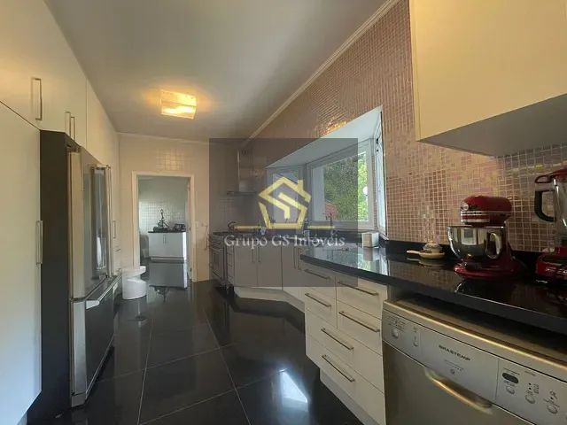 Casa com 2000m² 4 quartos e 6 banheiros, à venda, no bairro Dois Córregos em Valinhos