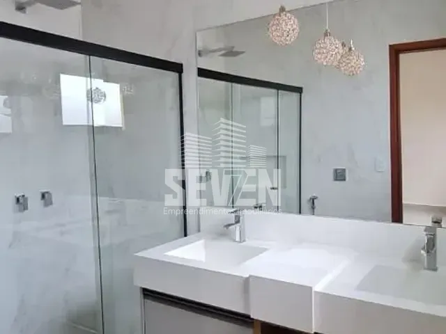 Casa com 333m², à venda, no bairro Residencial Villa de León em Piratininga