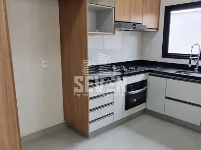 Casa com 333m², à venda, no bairro Residencial Villa de León em Piratininga
