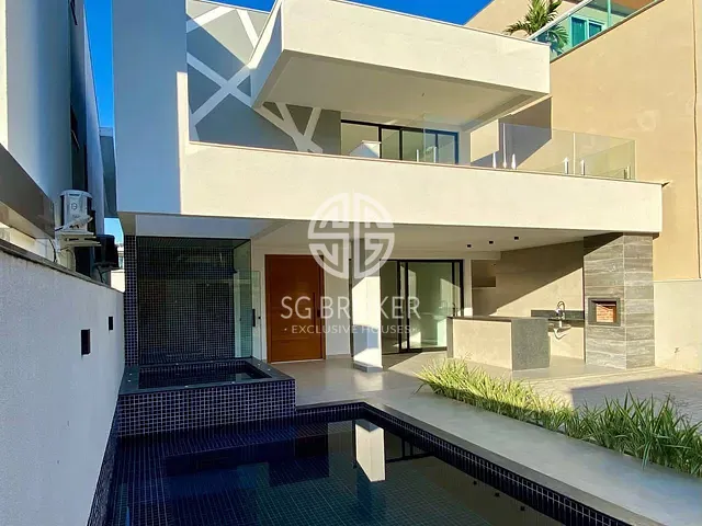 Casa 4 quartos e 5 banheiros, à venda, no bairro Recreio dos Bandeirantes em Rio de Janeiro