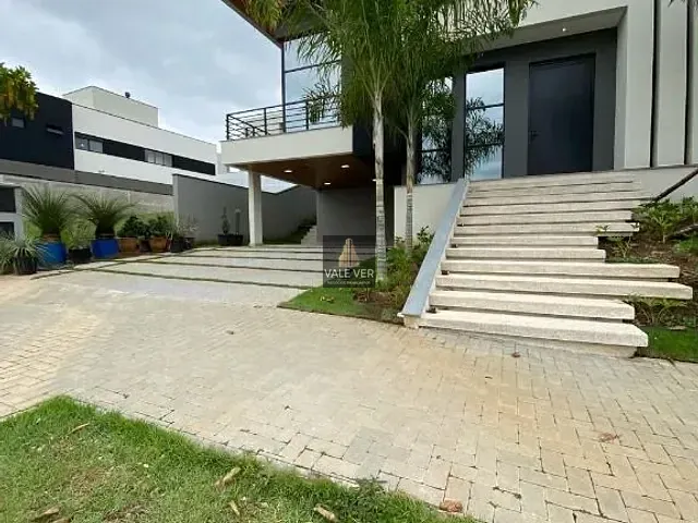 Casa com 480m² 3 quartos e 5 banheiros, à venda, no bairro Condomínio Residencial Alphaville II em São José dos Campos