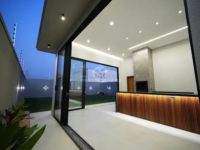 Casa com 360m² 2 quartos e 1 banheiro, à venda, no bairro Jardim Curitiba em Sinop