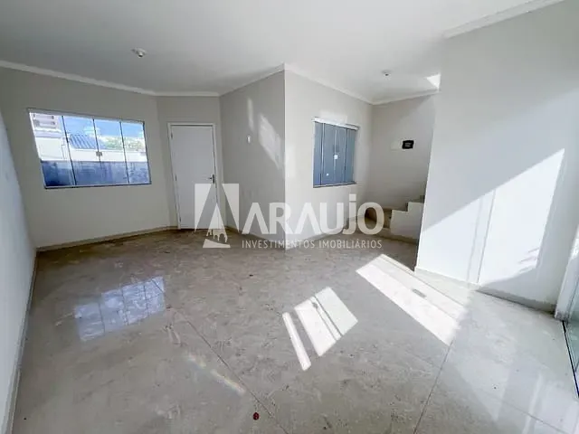Casa com 82m² 3 quartos e 1 banheiro, à venda, no bairro Cordeiros em Itajaí