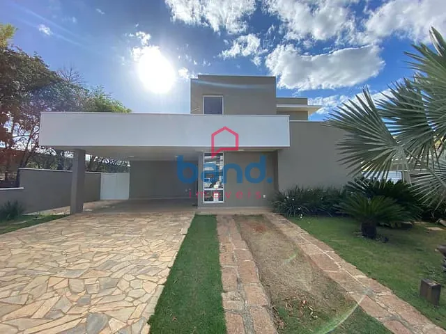 Casa com 400m² 3 quartos e 4 banheiros, à venda, no bairro Portal dos Bandeirantes II em Porto Feliz