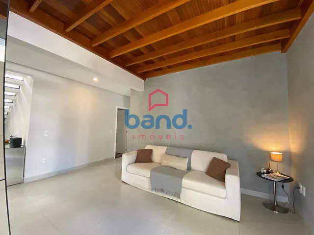 Casa com 400m² 3 quartos e 4 banheiros, à venda, no bairro Portal dos Bandeirantes II em Porto Feliz