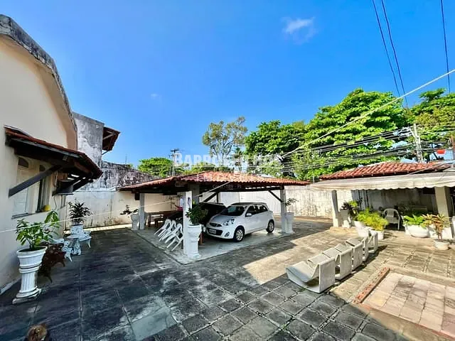 Casa com 567m² 3 quartos e 3 banheiros, à venda, no bairro Luzia em Aracaju