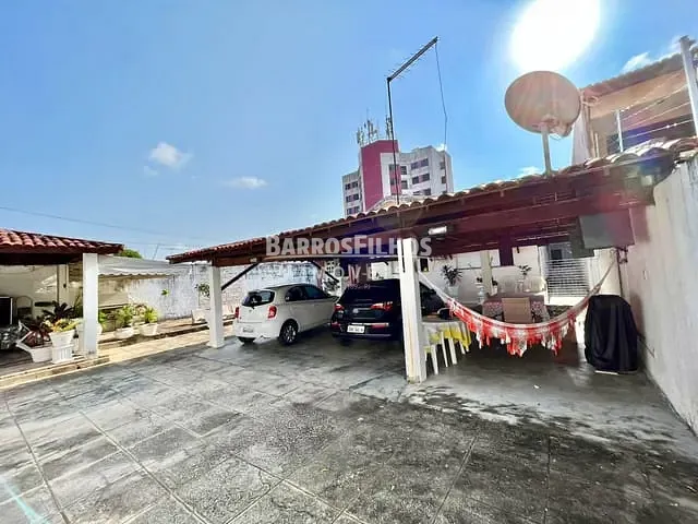 Casa com 567m² 3 quartos e 3 banheiros, à venda, no bairro Luzia em Aracaju