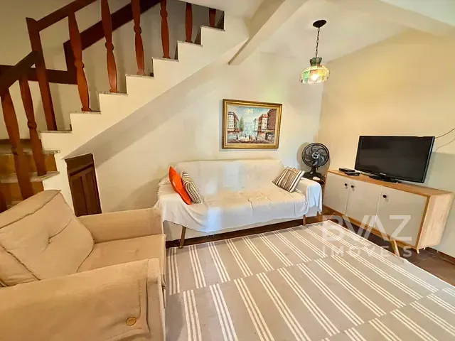 Casa 3 quartos e 2 banheiros, à venda, no bairro Porto do Carro em Cabo Frio