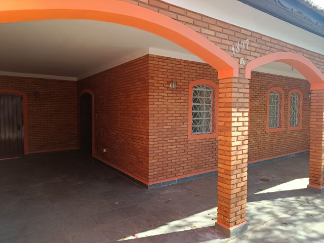 Foto do Casa - Casa plana para Venda e Locação, Centro, São Pedro, SP | PiraHost Soluções de Negócios Ltda