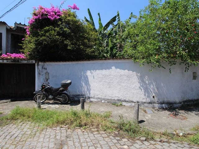 Foto do Casa - Casa Triplex 4 Quartos  a Venda Campo Grande-Rj | Confiança Assessoria Imobiliaria LTDA