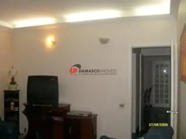 Casa com 320m² 5 quartos e 2 banheiros, à venda, no bairro Santa Paula em São Caetano do Sul