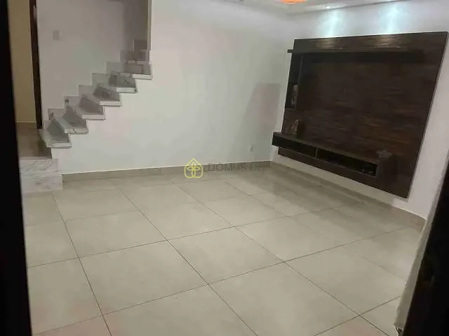 Casa com 189m² 2 quartos e 2 banheiros, à venda, no bairro Conforto em Volta Redonda