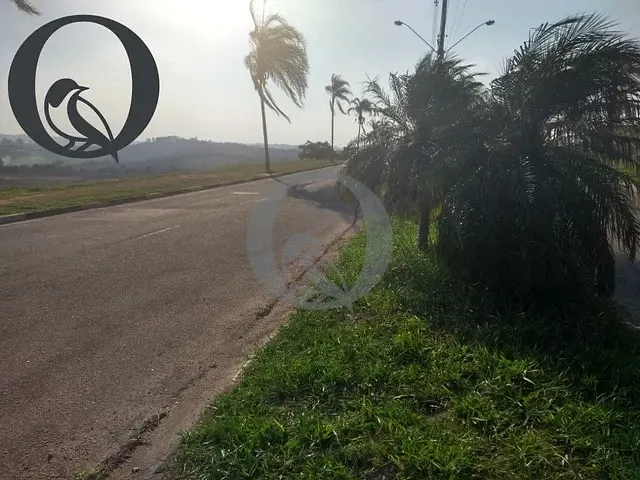 Casa com 175m² 3 quartos e 2 banheiros, à venda, no bairro Caetetuba em Atibaia