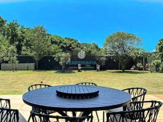 Casa com 1200m² 5 quartos e 8 banheiros, à venda, no bairro Condomínio Chácara Serimbura em São José dos Campos