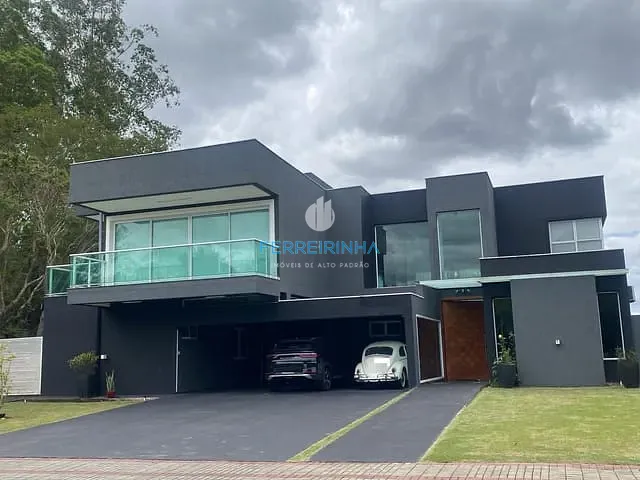 Casa com 1200m² 5 quartos e 8 banheiros, à venda, no bairro Condomínio Chácara Serimbura em São José dos Campos