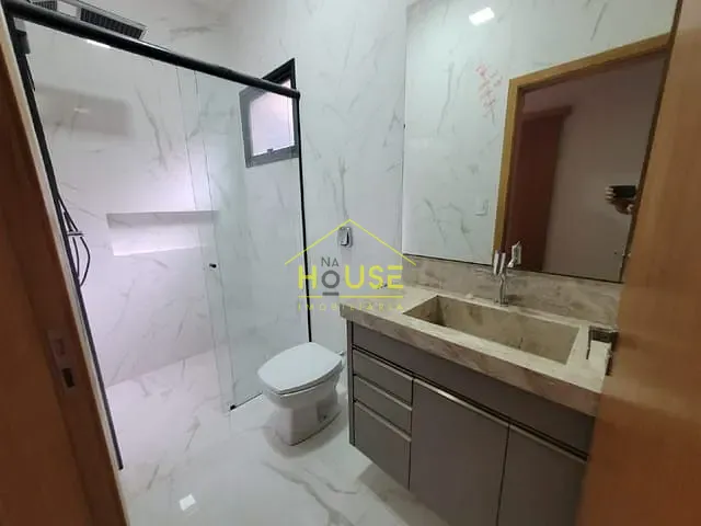 Casa com 250m² 3 quartos e 3 banheiros, à venda, no bairro Jardim Residencial Eulália em Votuporanga