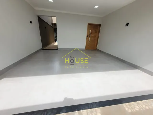 Casa com 250m² 3 quartos e 3 banheiros, à venda, no bairro Jardim Residencial Eulália em Votuporanga