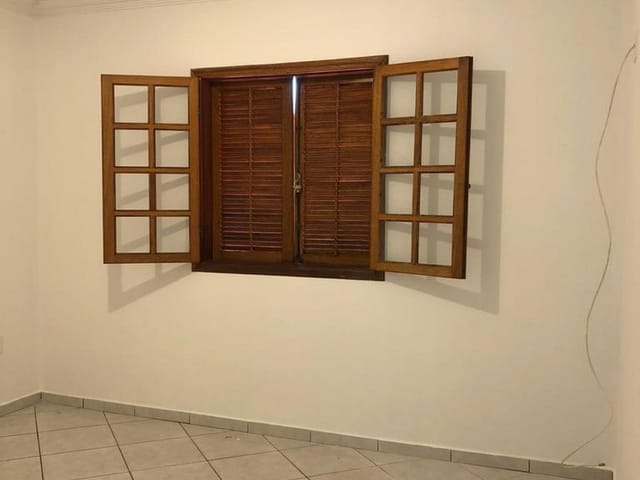 Casa 3 quartos e 2 banheiros, à venda, no bairro Parque da Represa em Jundiaí