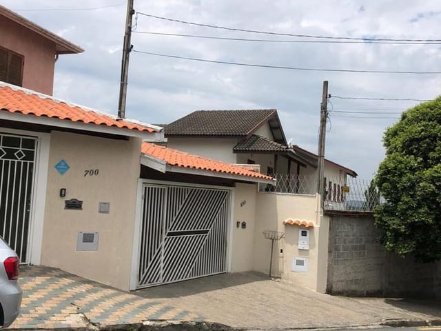 Casa 3 quartos e 2 banheiros, à venda, no bairro Parque da Represa em Jundiaí