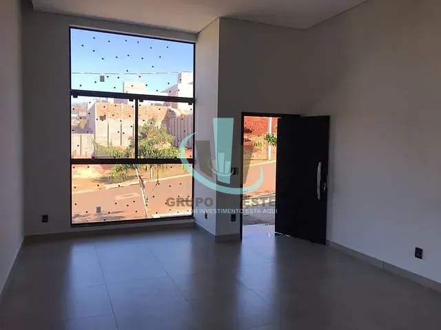 Casa com 407m² 3 quartos e 2 banheiros, à venda, no bairro RESIDENCIAL TIVOLI em ARARAQUARA