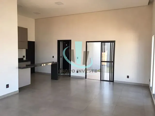 Casa com 407m² 3 quartos e 2 banheiros, à venda, no bairro RESIDENCIAL TIVOLI em ARARAQUARA