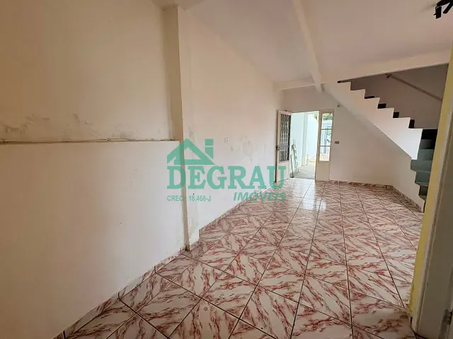 Casa 3 quartos e 2 banheiros, à venda, no bairro Vila Ribas em Itapeva