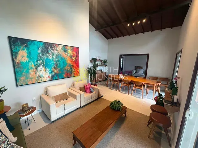 Casa com 450m² 4 quartos e 3 banheiros, para alugar, no bairro Jurerê Internacional em Florianópolis