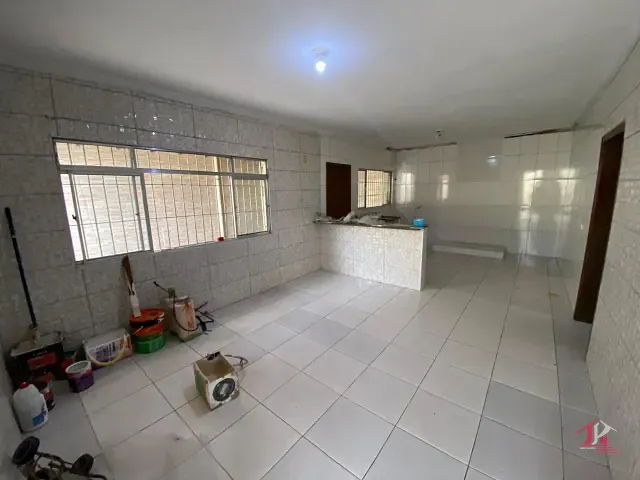 Casa com 200m² 2 quartos e 1 banheiro, à venda, no bairro Belas Artes em Itanhaém