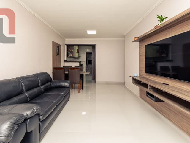 Casa com 125m² 3 quartos e 2 banheiros, à venda, no bairro Santa Cândida em Curitiba