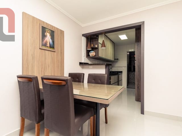 Casa com 125m² 3 quartos e 2 banheiros, à venda, no bairro Santa Cândida em Curitiba