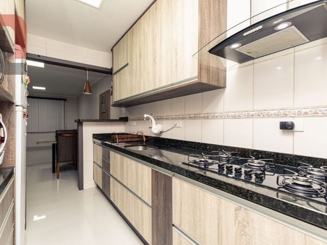 Casa com 125m² 3 quartos e 2 banheiros, à venda, no bairro Santa Cândida em Curitiba