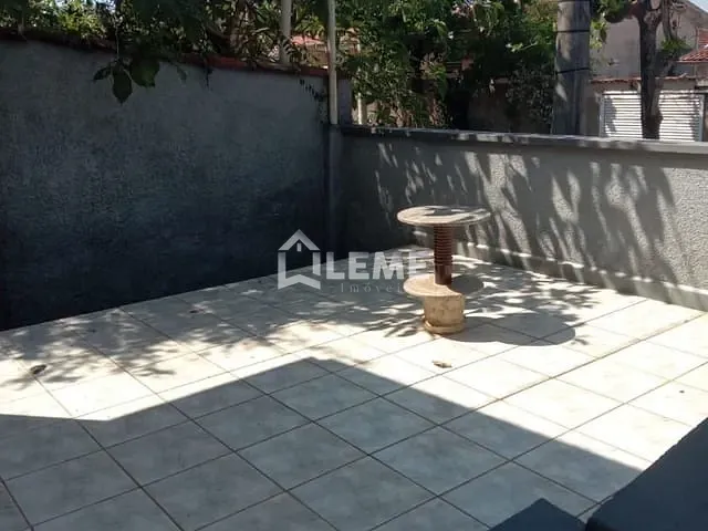 Casa com 300m² 3 quartos e 1 banheiro, à venda, no bairro Jardim Santa Clara em Mococa