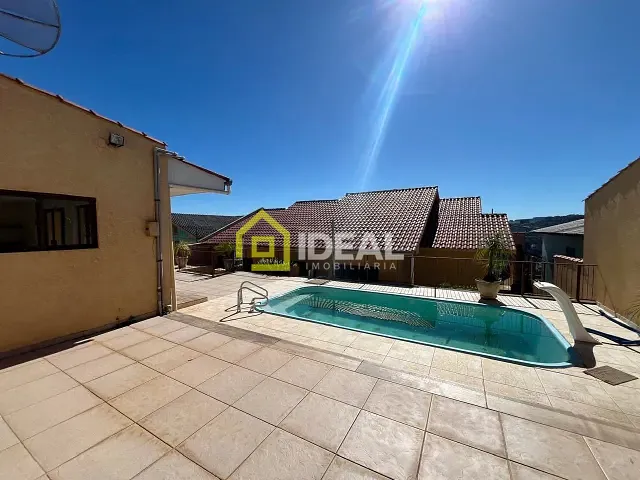 Casa com 134m² 3 quartos e 1 banheiro, à venda ou para alugar, no bairro São Cristóvão em Concórdia