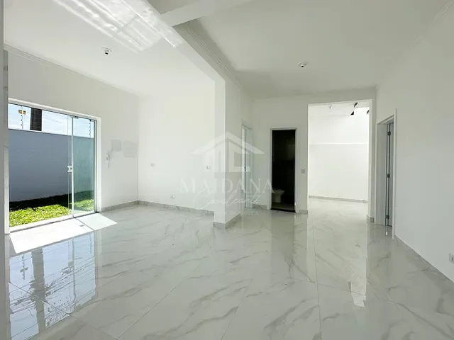 Casa com 160m² 3 quartos e 2 banheiros, à venda, no bairro Sítio Cercado em Curitiba