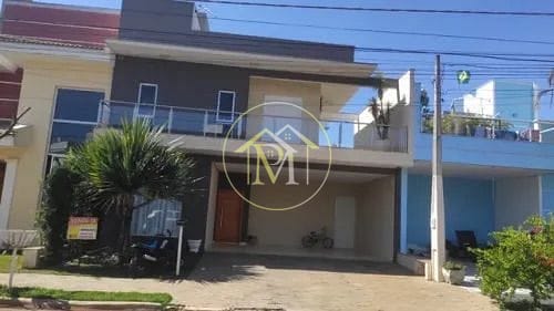 Casa à venda com 3 quartos, 250m² - Foto 1