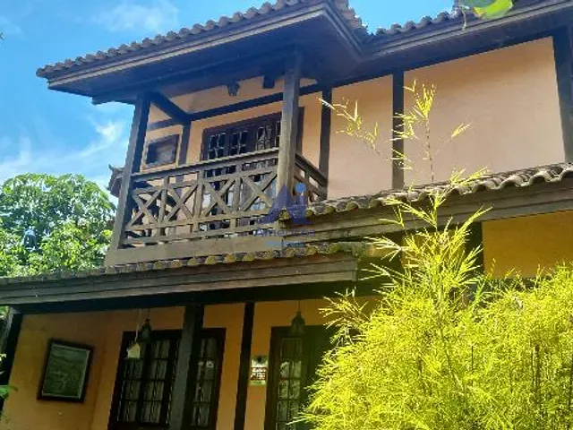 Casa com 360m² 4 quartos e 3 banheiros, à venda ou para alugar, no bairro Vargem Grande em Rio de Janeiro