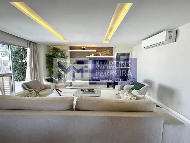 Casa com 270m² 4 quartos e 4 banheiros, à venda, no bairro Recreio dos Bandeirantes em Rio de Janeiro