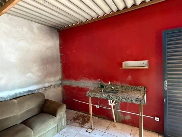 Casa com 200m² 2 quartos e 1 banheiro, para alugar, no bairro Jardim Boa Vista em Cambé