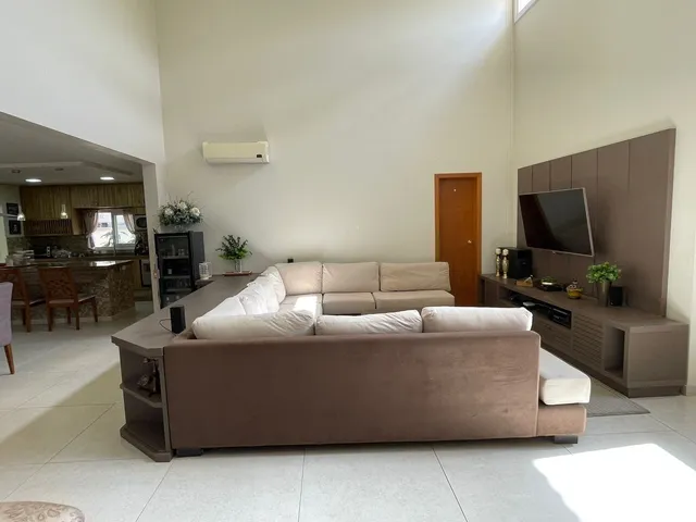 Casa com 501m² 4 quartos e 5 banheiros, à venda, no bairro Sun Lake Residence em Londrina