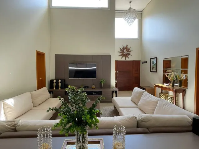 Casa com 501m² 4 quartos e 5 banheiros, à venda, no bairro Sun Lake Residence em Londrina