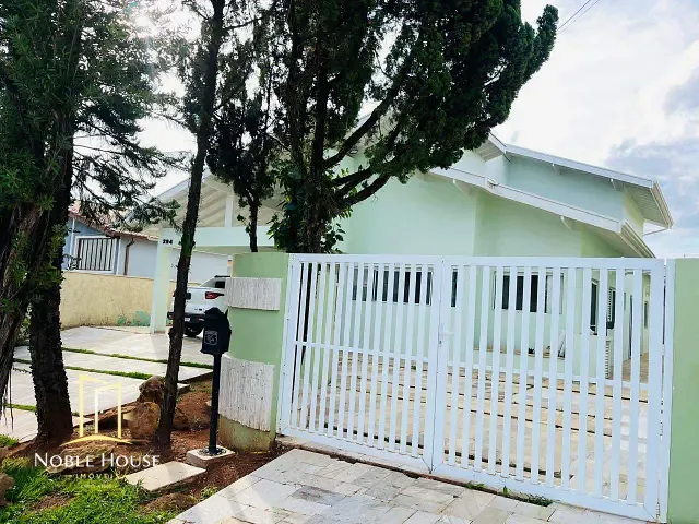 Casa com 800m² 4 quartos e 3 banheiros, à venda, no bairro Marambaia em Vinhedo