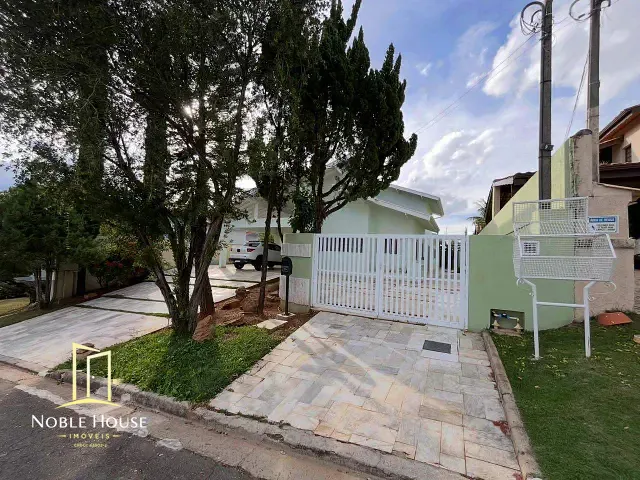 Casa com 800m² 4 quartos e 3 banheiros, à venda, no bairro Marambaia em Vinhedo