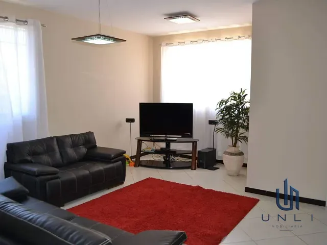 Casa 4 quartos e 3 banheiros, à venda, no bairro Santa Cruz em Valença