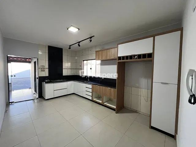 Casa com 280m² 3 quartos e 2 banheiros, à venda, no bairro Residencial Shangrilá em Anápolis