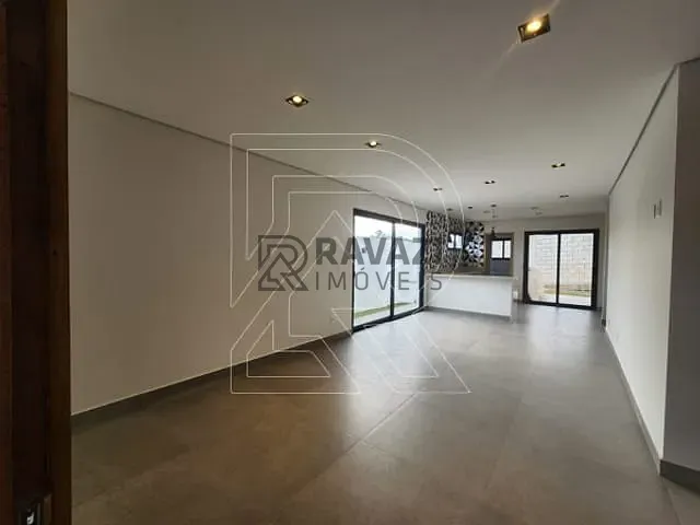 Casa com 250m² 3 quartos e 3 banheiros, à venda, no bairro Portal do Bosque em Louveira