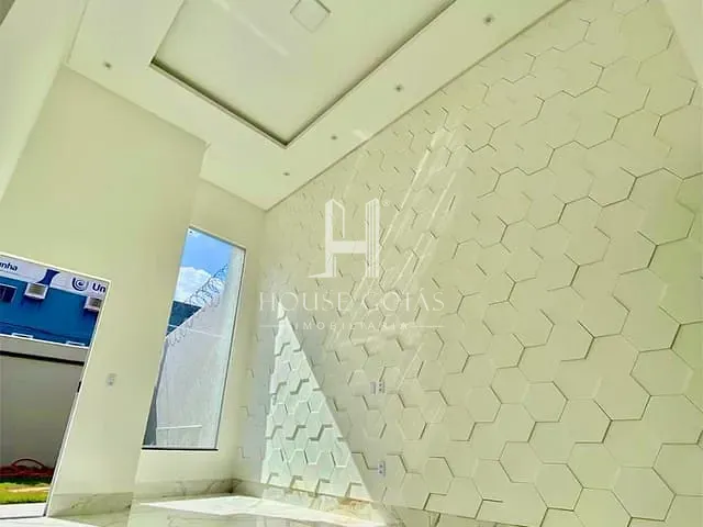 Casa com 187m² 3 quartos e 2 banheiros, à venda, no bairro Garavelo Residencial Park em Aparecida de Goiânia