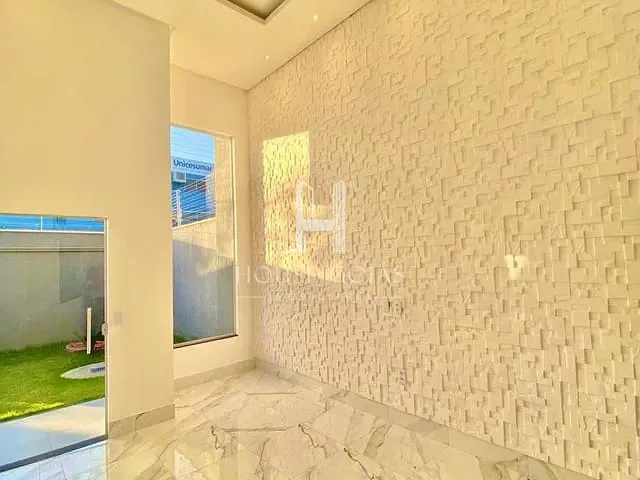 Casa com 187m² 3 quartos e 2 banheiros, à venda, no bairro Garavelo Residencial Park em Aparecida de Goiânia