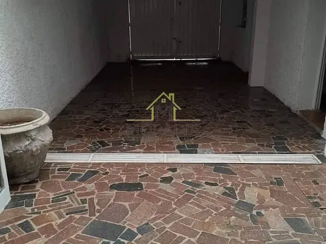 Casa com 150m² 3 quartos e 4 banheiros, à venda, no bairro Angola em Guaxupé