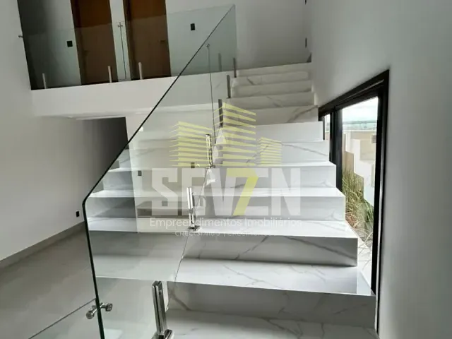 Casa com 381m² 3 quartos e 1 banheiro, à venda, no bairro Vila Aviaçao em Bauru